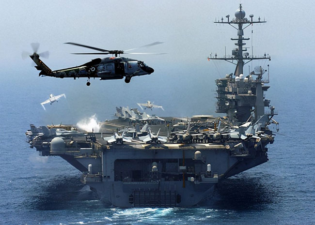 解放軍南海亮王牌，七艘核潛艇列陣